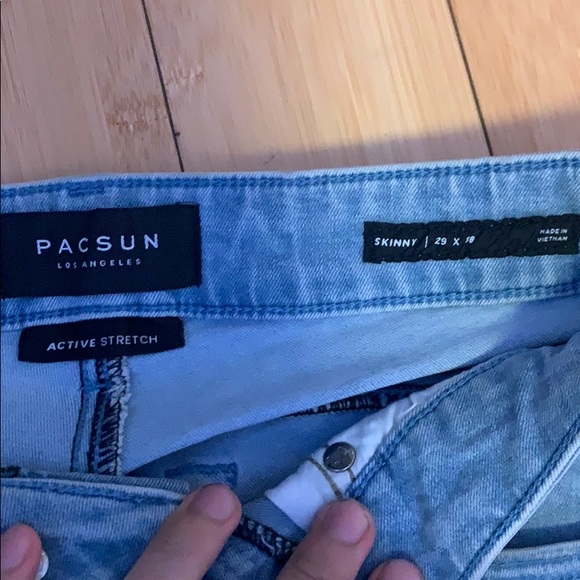 Pacsun lightwash jeans - Picture 6 of 6